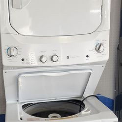 GE GAS UNITIZED STACK LAUNDRY  CENTER