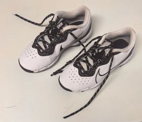 Nike White and Black Sports Shoes