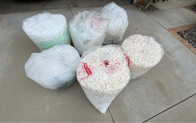 Free shipping bubble wraps and shipping popcorn.