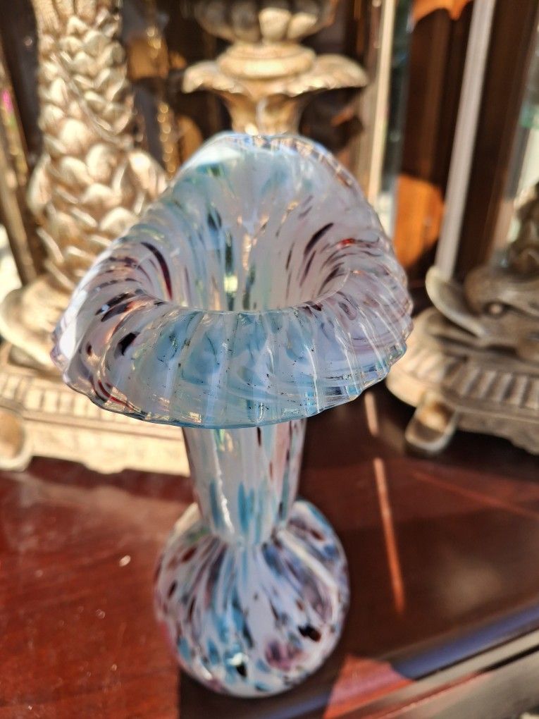 BEAUTIFUL VINTAGE ART GLASS VASE PERFECT CONDITION VERY COLORFUL