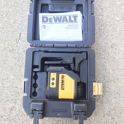 Dewalt 165 Ft. Leveling Cross-Line Laser