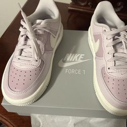 Nike Force 1 Size 13C