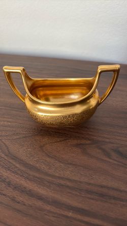 Sugar bowl