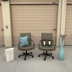 Office Chairs And Office Furniture