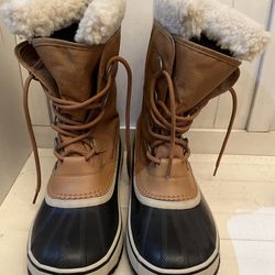 New Women’s Sorel Winter Boots Size 11