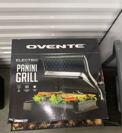 Ovente GP0620BR Black Silver Panini Grill in Box - Untested