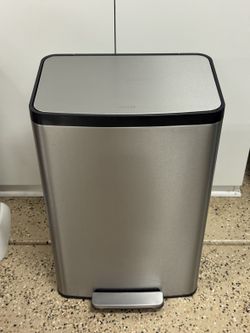 KOHLER 13-Gallon Stainless Steel Step Trash Can — Brand New, Never Used