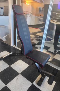 Adjustable Weight Bench - Like New