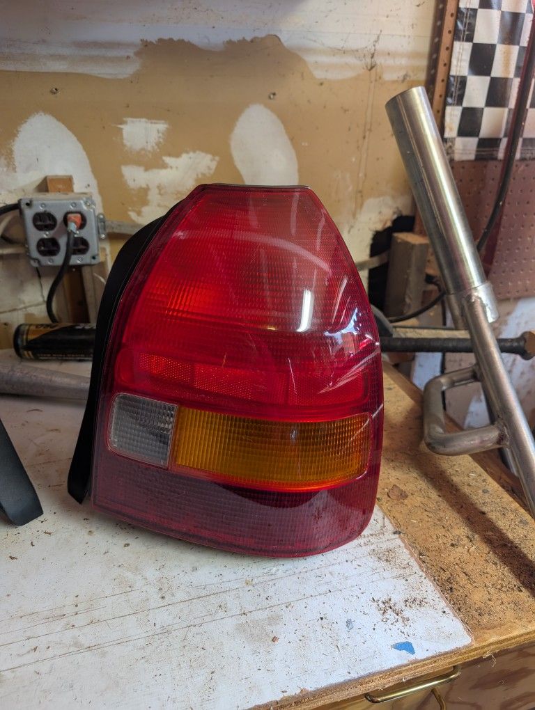 96-99 Civic Hatchback Taillights 