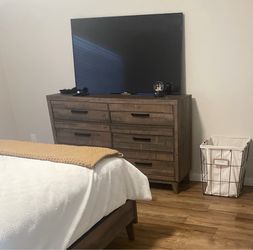 Dresser *no delivery*