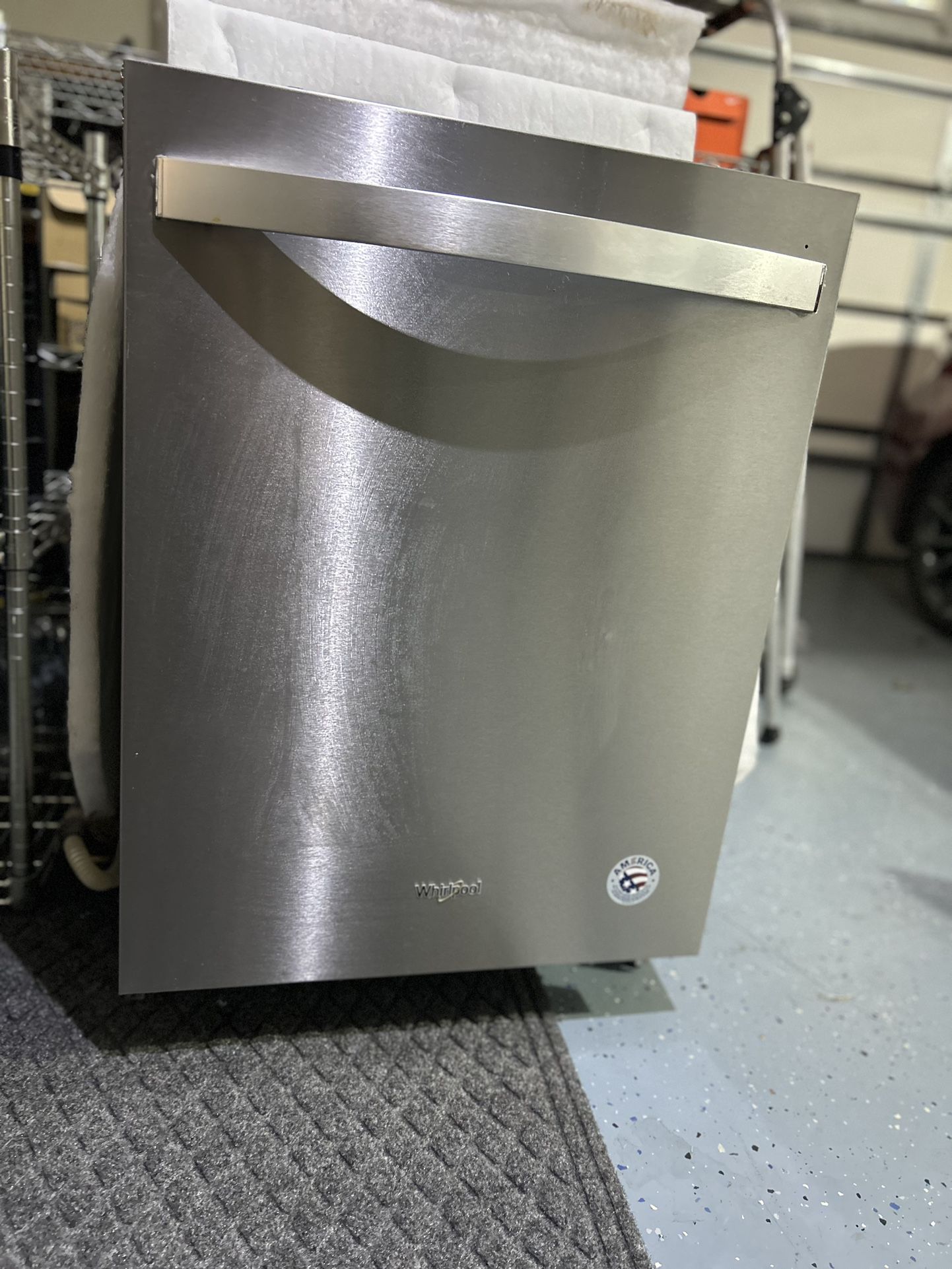 Whirlpool Dishwasher