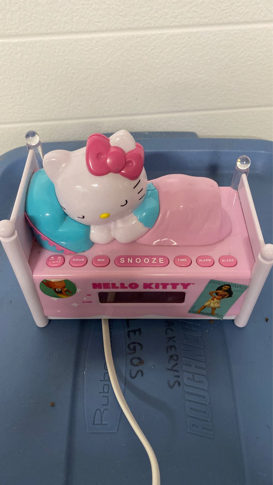 Hello kitty radio and alarm