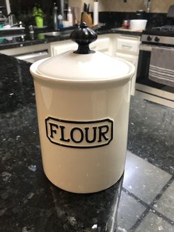 Ceramic Canister With Lid