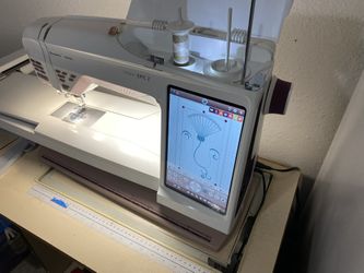 Husqvarna Viking Epic 2