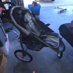 Graco FastAction Fold Jogger Stroller
