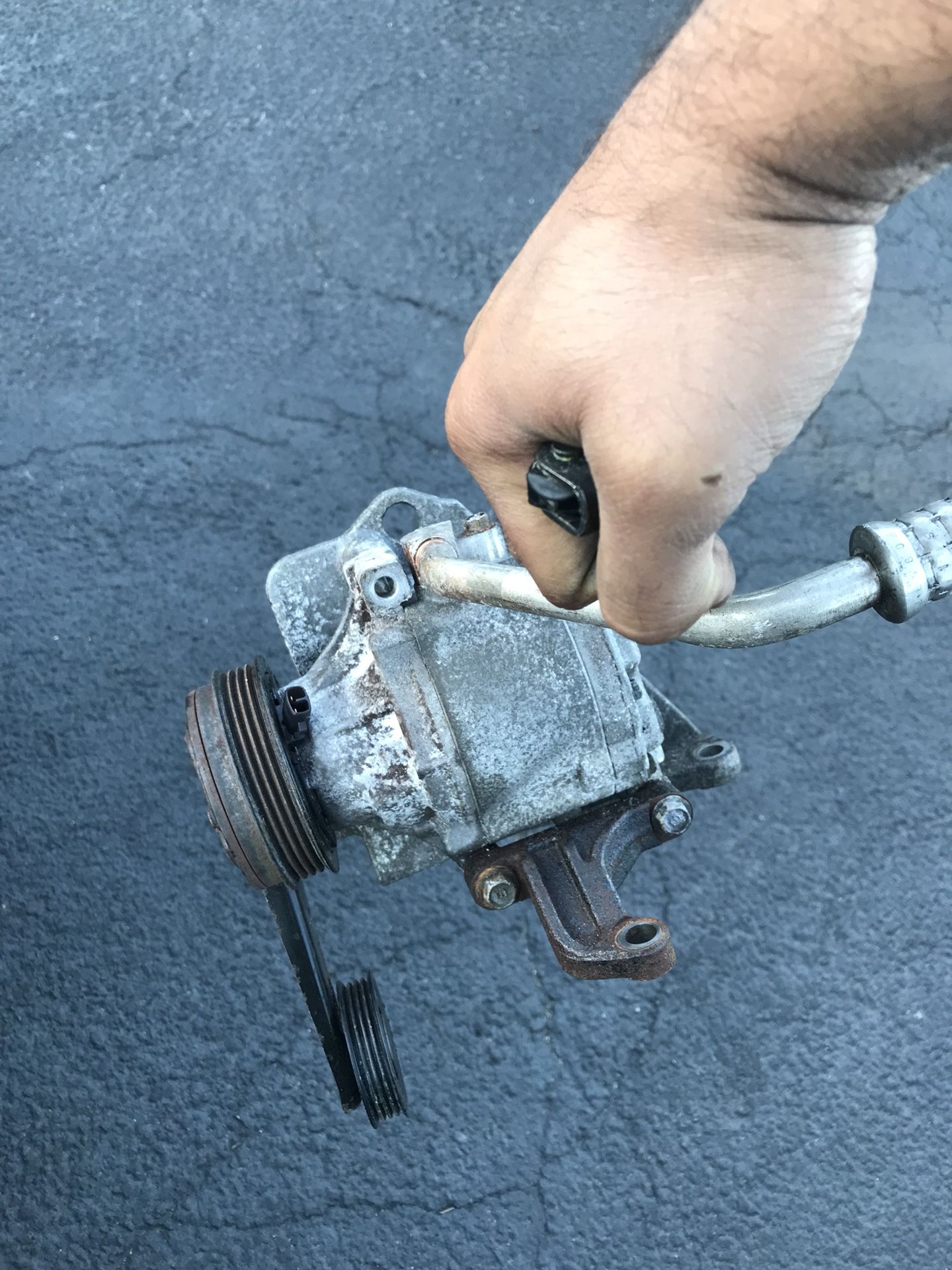 Subaru AC compressor