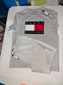 New men's Tommy Hilfiger  large outfit