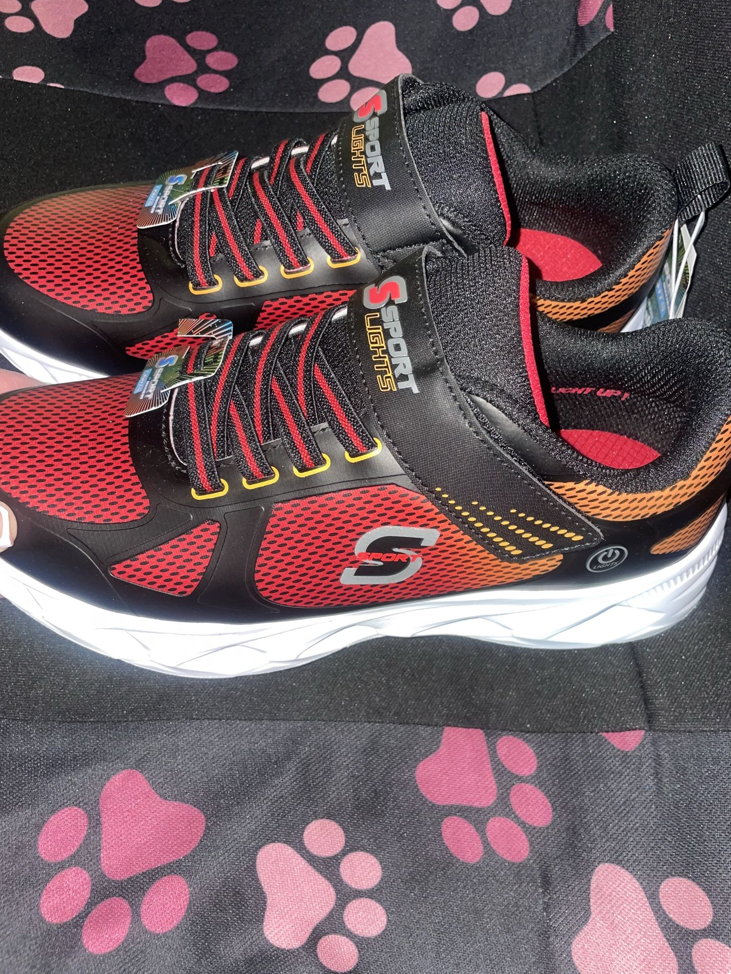 Big kids sketchers