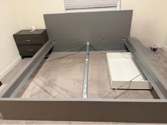Bedroom set