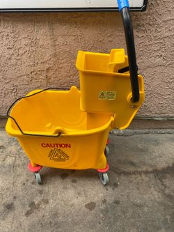 Mop bucket
