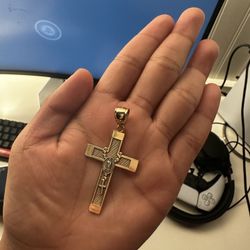 gold 14k cross pendant