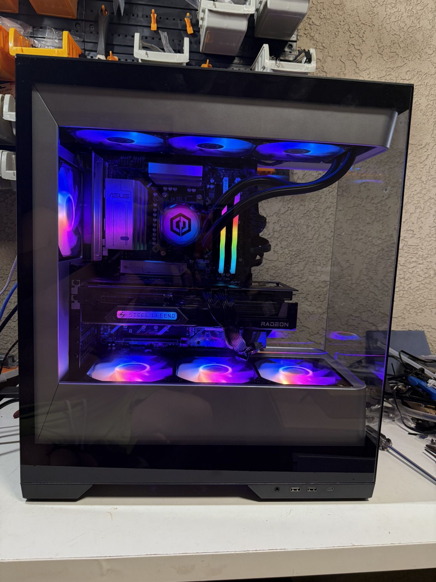 Brand New Gaming PC Build - AMD Ryzen 7 - 7800X3D + AMD RX 9070 XT 16 Gbs