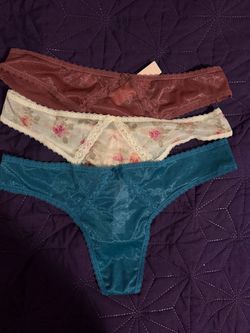 3-Pack Lace Trim Thong Panties