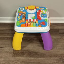 Fisher-Price Laugh 'N Learn Laugh and Learn Puppy and Friends Learning Table