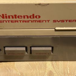 1985 Nintendo Game System With Game Great Working Condition  Super Mario 3 Game 