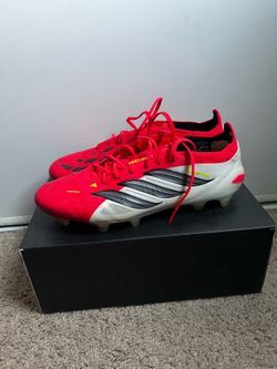 Adidas predator 26 size 11 soccer shoes