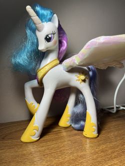 MLP RARE Talking & Light Up Princess Celestia, 9"