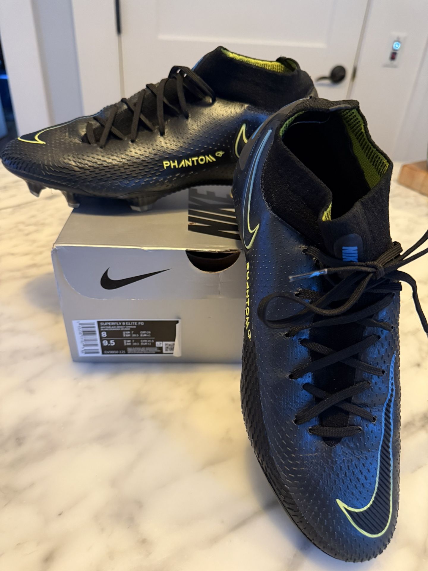 Barely Worn Nike Phantom Superfly 8 Elite Black Soccer Cleats Men’s 8 Women’s 9.5