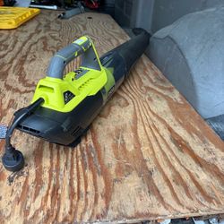 Ryobi 8 Amp Jet Fan Electric Leaf Blower RY421021VNM