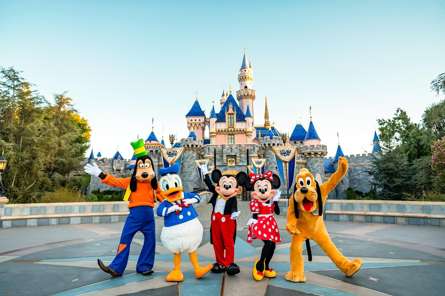 Disneyland Tickets For Sunday 10/12