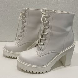 Madden Girl Chunky Platform Boots Size 6