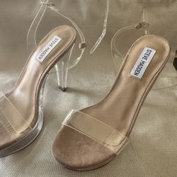 $10Steve Madden Women's Camille Vinyl Dress Sandals  