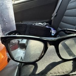 Rayban Meta Glasses (VERY) lightly used