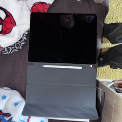 iPad 12.9 Inch