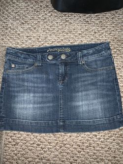American Eagle size 4
