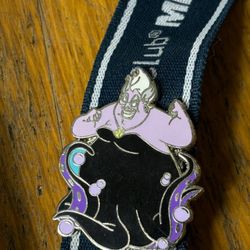 Disney Vacation Club DVC Member Pin Lanyard with 3 trading pins - Navy Adjustable ( Ariel 2010 , Ursula 2010 , Stitch DVC Aulani )