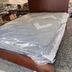 Cama Queen Size Nueva En Su Caja Incluye Colchones