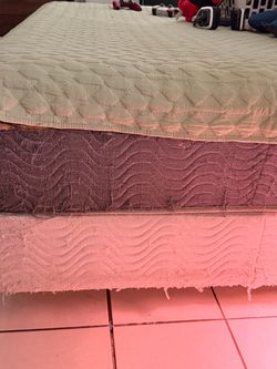Full size bed