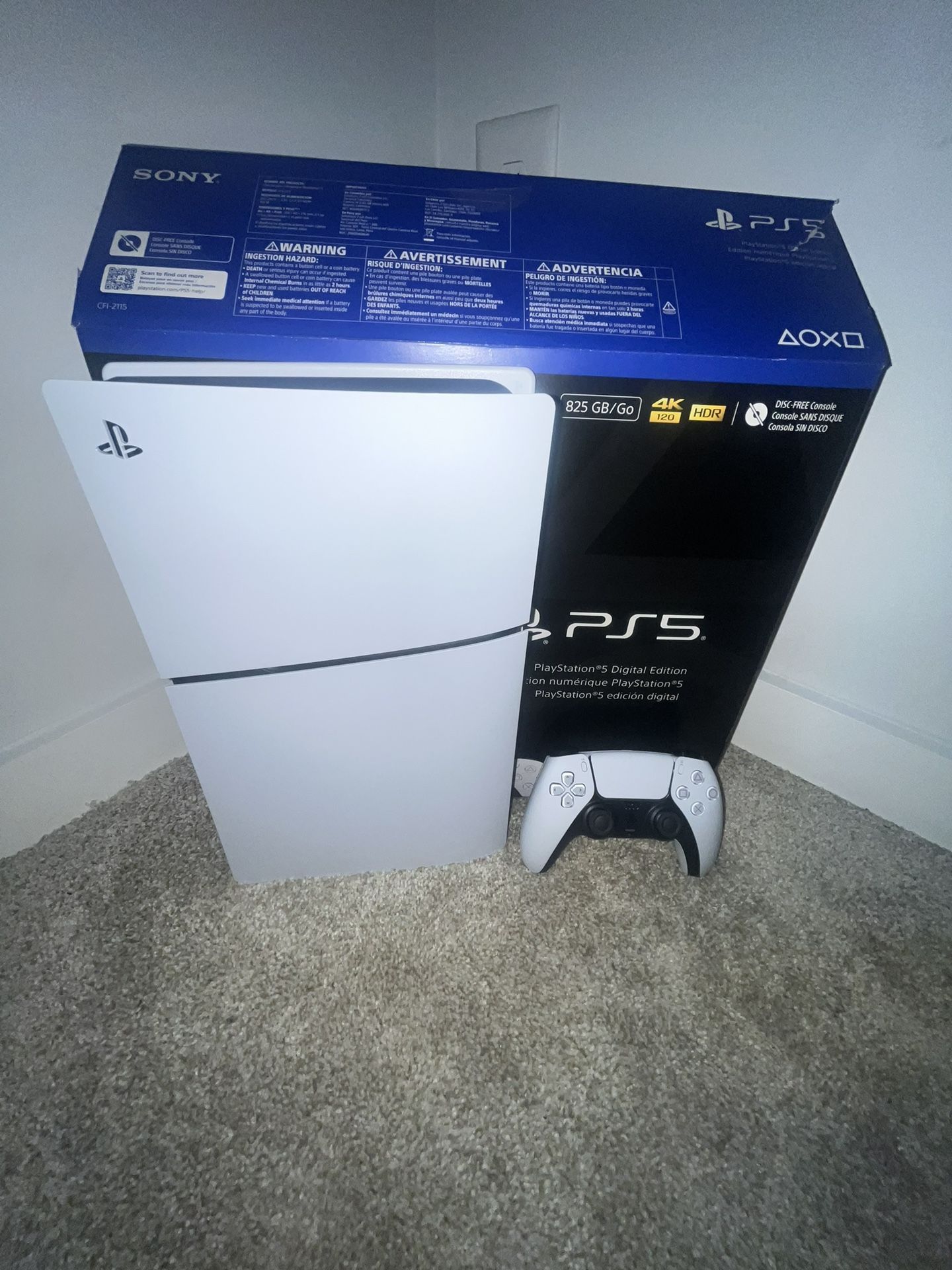 Play Station 5 Slim With All Cord New