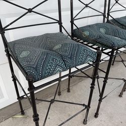 Set of 4 metal barstools