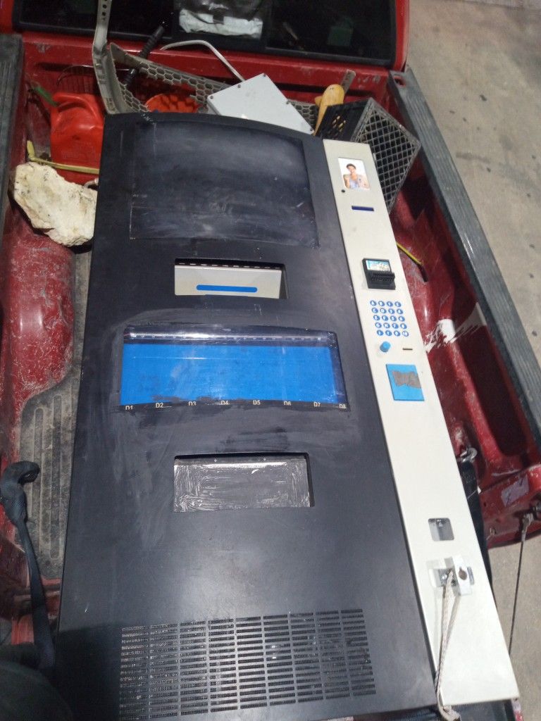 Vending Machine for Sale in San Antonio, TX OfferUp