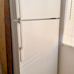 USED GE REFRIGERATOR