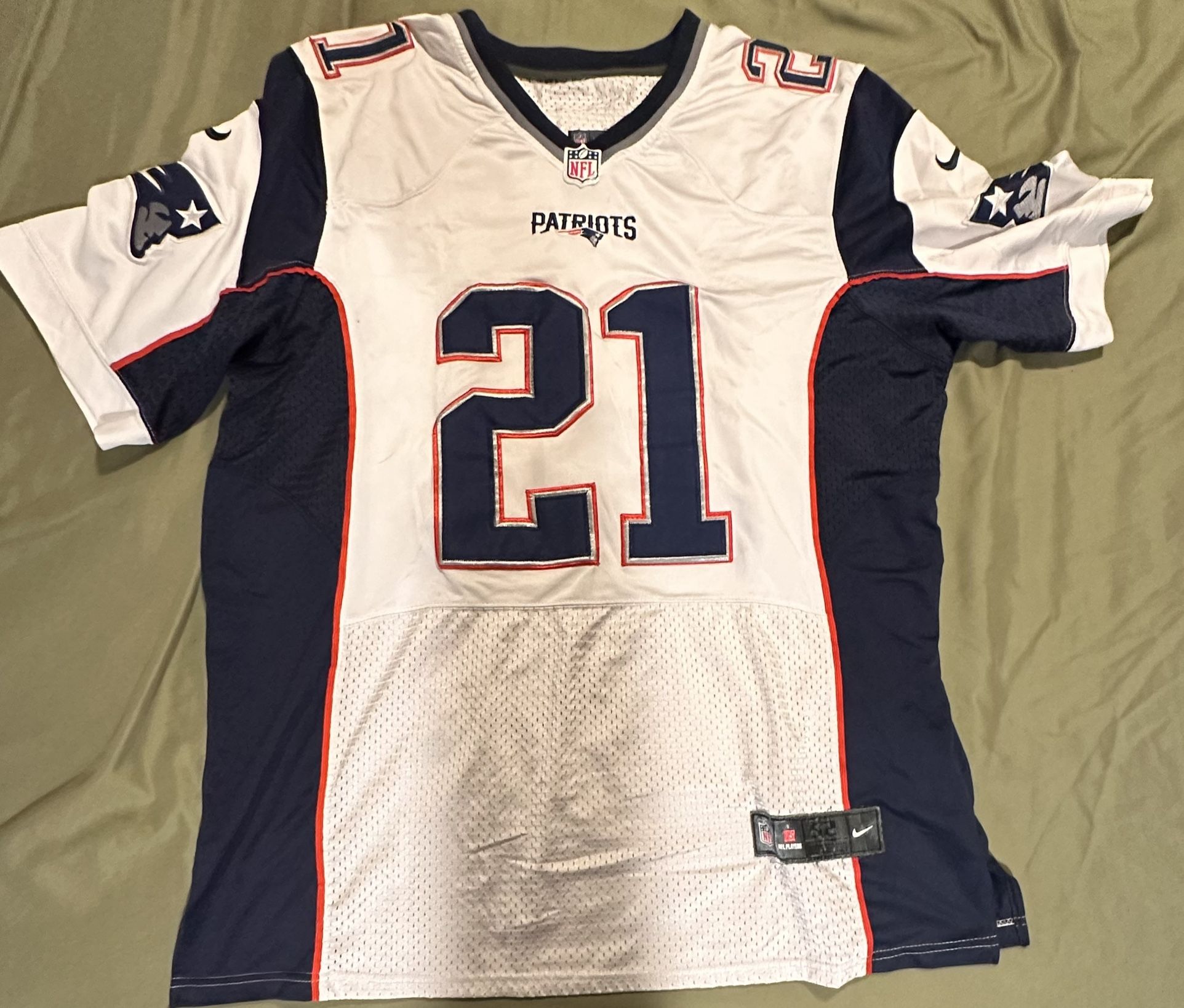 2XL Malcom Butler Patriots 10$ OBO