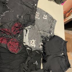 ⭐️ Alternative Women’s Clothing