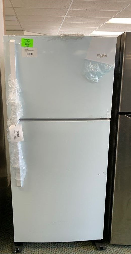 BRAND NEW WHIRLPOOL WRT519SZDW REFRIGERATOR for Sale in Houston, TX