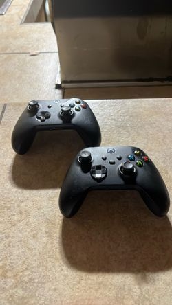 Xbox One Controllers